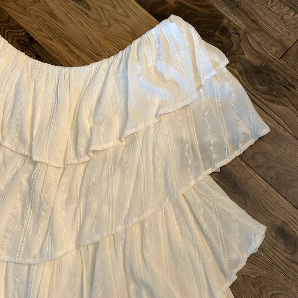 Express Cream Ruffle Off-Shoulder Romper - Picture 6 of 17